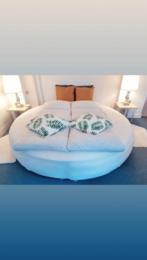 Cozy Studio Apartment right next to the City Hall